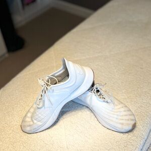 Like new Saysh Sneakers from Athleta!